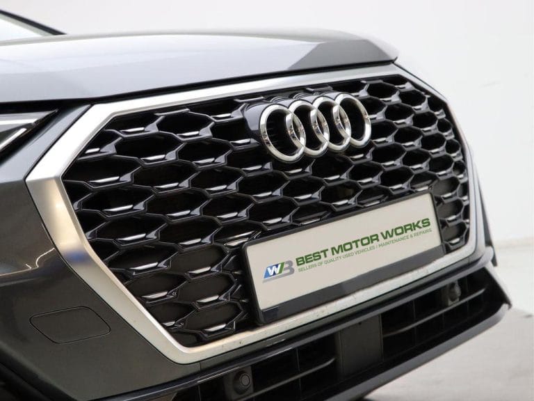 Audi-Q30-S-Line-08