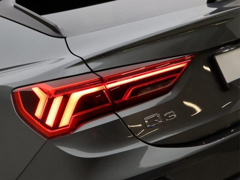 Audi-Q30-S-Line-27