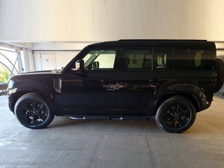 Defender 110 X-Dynamic HSE (3)